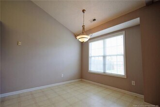 1458 Oldstead Dr in Fayetteville, NC - Foto de edificio - Building Photo