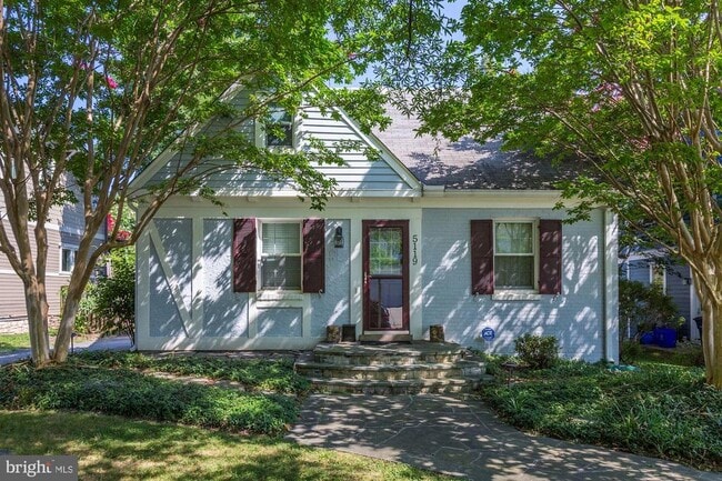 property at 5119 Manning Dr