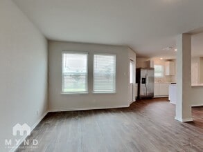 1115 Western Whipbird in San Antonio, TX - Building Photo - Building Photo