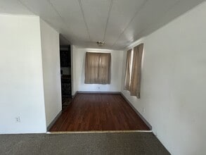 311 S Lake St in Fort Morgan, CO - Building Photo - Building Photo