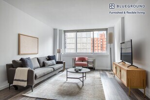 229 Chrystie St in New York, NY - Building Photo