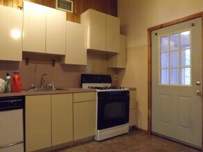 55 Deer Path Rd, Unit 55 B in Central Islip, NY - Building Photo - Building Photo