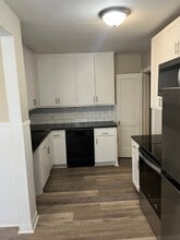 416 4th St SW, Unit A in Hickory, NC - Foto de edificio - Building Photo