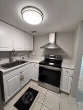 942 N Lake Destiny Rd in Altamonte Springs, FL - Building Photo - Building Photo