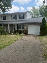 6576 Ravenwood Ave NW, Unit 6576 in Canton, OH - Building Photo