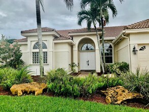 9456 Lake Serena Dr in Boca Raton, FL - Building Photo - Building Photo