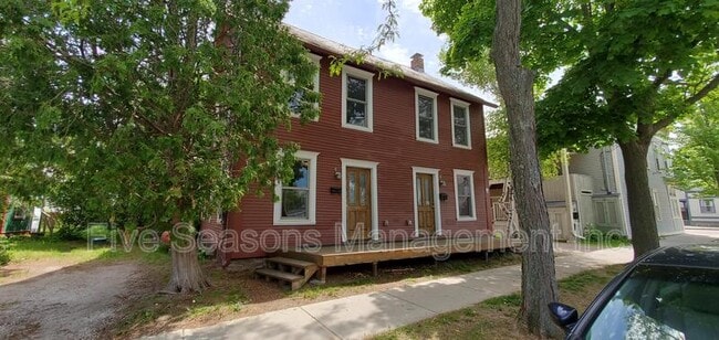 property at 6 Pitkin St
