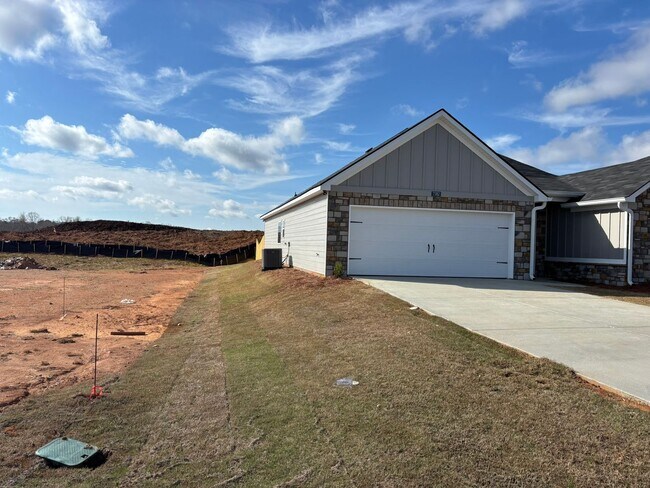 7382 Pine Tar Dr in Midland, GA - Building Photo - Building Photo