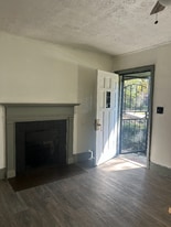 2132 Donald Lee Hollowell Pkwy NW in Atlanta, GA - Building Photo