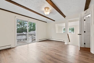 381 Littlefield Rd in Wells, ME - Building Photo - Building Photo