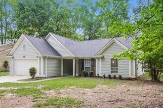 8391 Taylor Rd in Riverdale, GA - Building Photo - Building Photo