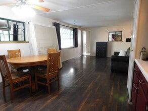 2954 1/2 Cedar Pl in Grand Junction, CO - Foto de edificio - Building Photo