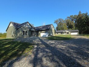 8300 Semiahmoo Dr in Blaine, WA - Building Photo - Building Photo