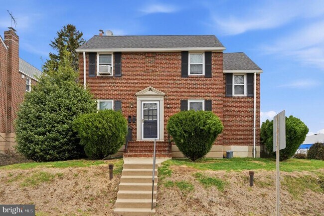 property at 1 Trent Rd