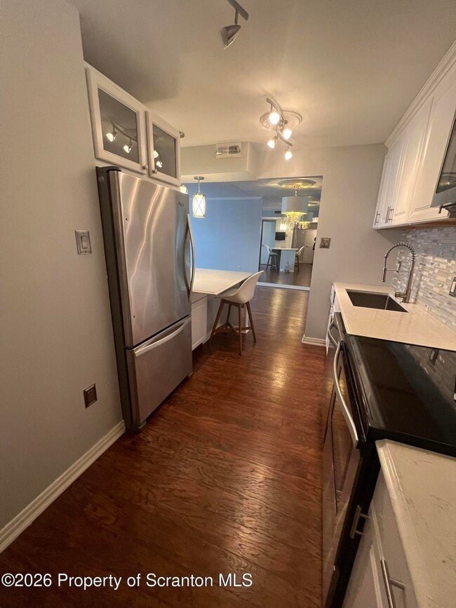 220 Linden St in Scranton, PA - Building Photo - Building Photo