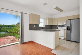 14815 SW 9th Ln in Miami, FL - Building Photo - Building Photo