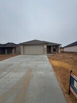 6506 Blueberry Wy in Timbercreek Canyon, TX - Building Photo