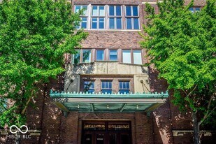 430 N Park Ave in Indianapolis, IN - Building Photo