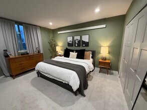 5455 25th Ave SW, Unit C in Seattle, WA - Building Photo - Building Photo