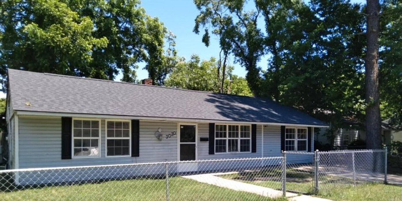 3030 Matipan Ave in North Charleston, SC - Building Photo