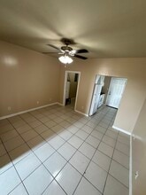 1020 Jesse St, Unit 2 in Weslaco, TX - Building Photo - Building Photo