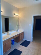 18011 Rustic Brook Ct in Cypress, TX - Building Photo - Building Photo