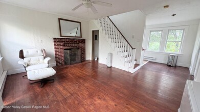 6919 US-9 in Hudson, NY - Building Photo - Building Photo
