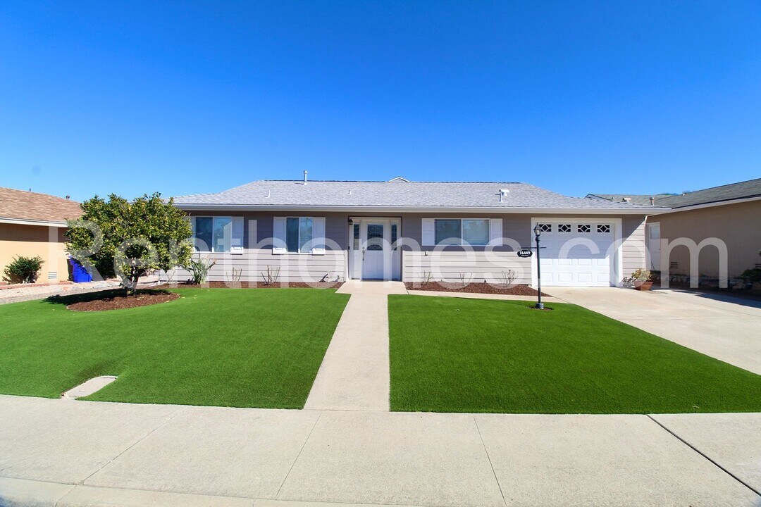 16449 Felice Dr in San Diego, CA - Building Photo