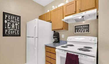 3360 Alice St in Houston, TX - Building Photo - Building Photo