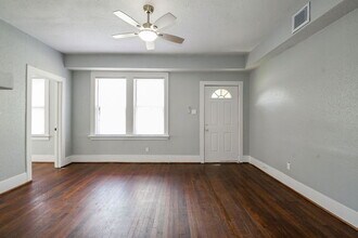 3015 Isabella St in Houston, TX - Building Photo - Building Photo