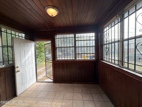 5326 Mays Dr in Jacksonville, FL - Building Photo - Building Photo