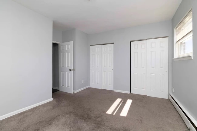 property at 711-717-717 E Main St
