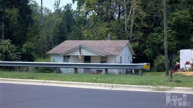 205 North Blvd in Clinton, NC - Building Photo - Building Photo