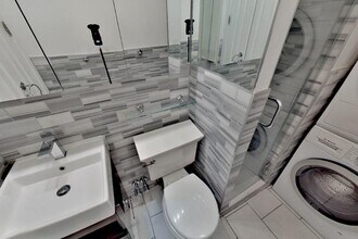 416 E 13th St in New York, NY - Building Photo - Building Photo