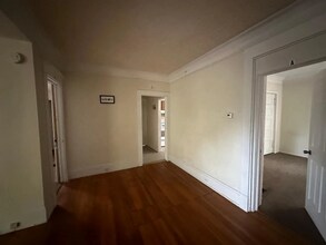 420 Crescent St NE in Grand Rapids, MI - Building Photo - Building Photo