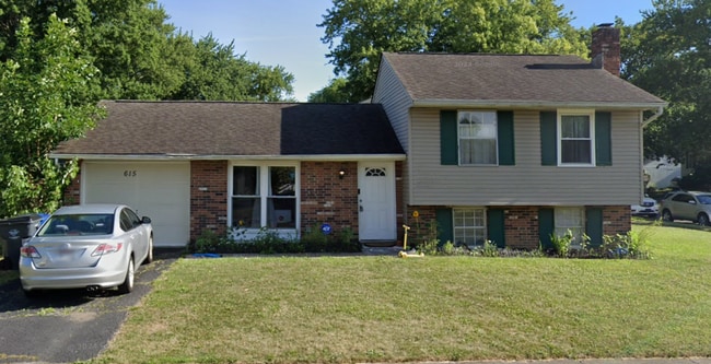 property at 615 Moss Oak Ave