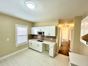 16 Dalrymple St in Boston, MA - Building Photo - Building Photo