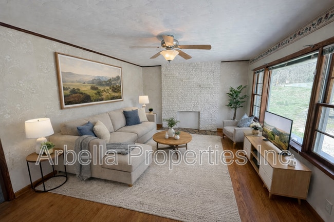 406 Choptack Rd in Rogersville, TN - Foto de edificio - Building Photo