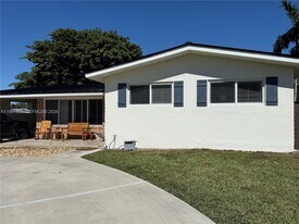 8965 SW 125th Terrace in Miami, FL - Building Photo