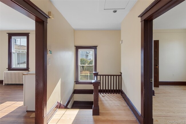 226 Glen Cove Ave in Glen Cove, NY - Building Photo - Building Photo