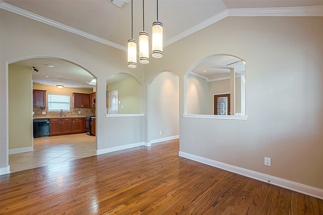 11015 WARATH Oak Ct