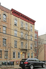 219 Kingsland Ave in Brooklyn, NY - Building Photo - Building Photo