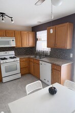 42520 Bishop Rd in Canton Township, MI - Building Photo - Building Photo