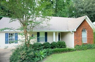 910 Crawford Cir in Oxford, MS - Building Photo