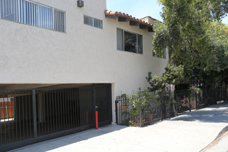 3102 S Durango Ave in Los Angeles, CA - Building Photo - Building Photo