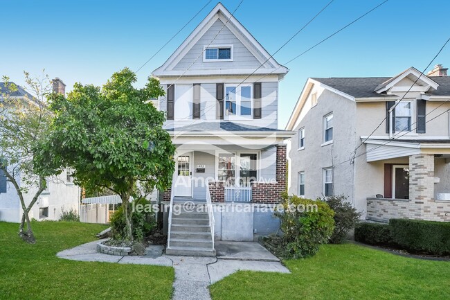 property at 1402 Linden St