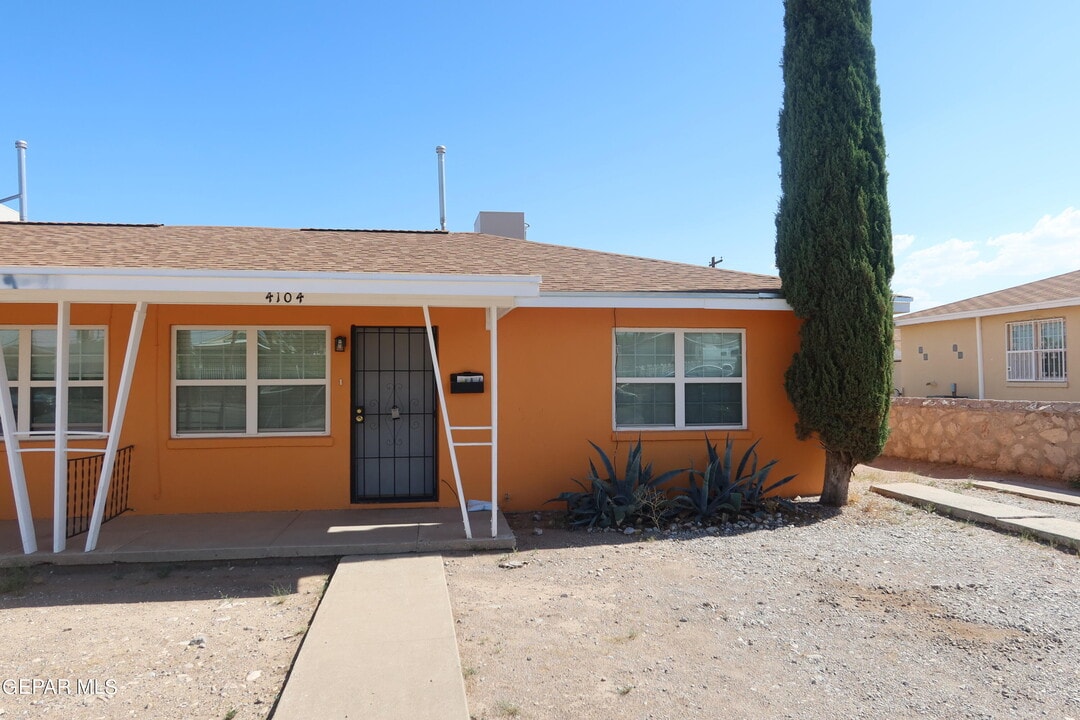 4104 Leavell Ave in El Paso, TX - Building Photo