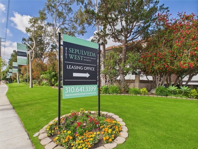 Sepulveda West Apartments