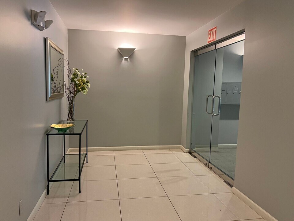 757 North Point St in San Francisco, CA - Building Photo
