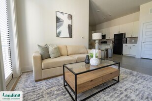 404 W 26th St in Charlotte, NC - Building Photo